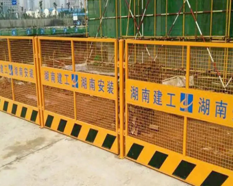 建筑基坑护栏网价格解析 影响成本的四大关键因素