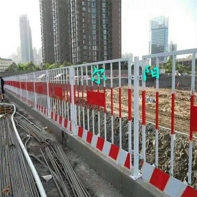 基坑护栏网 建筑工地安全防护的关键设施
